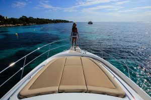 405 FLYBRIDGE