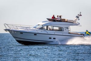 405 FLYBRIDGE