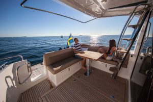 405 FLYBRIDGE